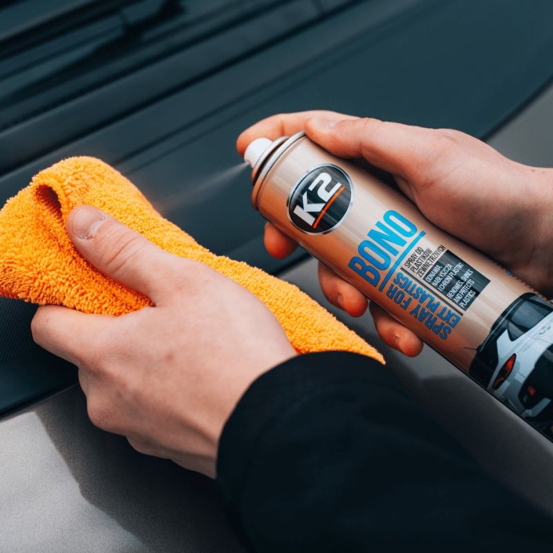 Spray lustruire elemente plastice auto Bono K2, 300 ml